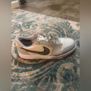 Jordan 1 Dior low
